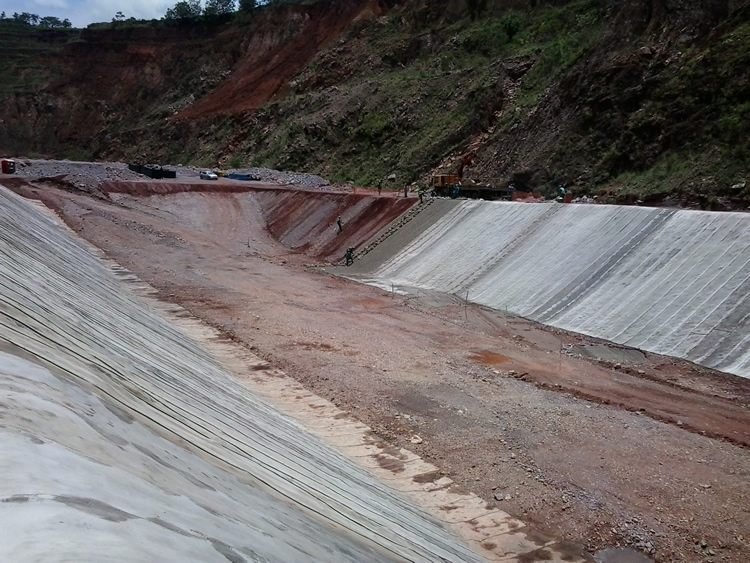 Geosynthetic-Concrete Composite Barrier for Brazilian Mine