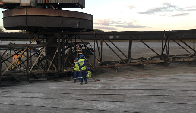 Lining a South African Mine’s Gravity Thickener Tank Floor