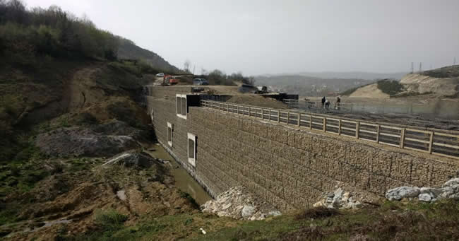 Maccaferri Reinforced Berms at Kozcağız Dam in Turkey
